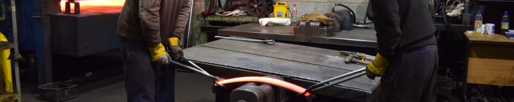 Naprawa i wzmacnianie resorów – warsztat Katowice